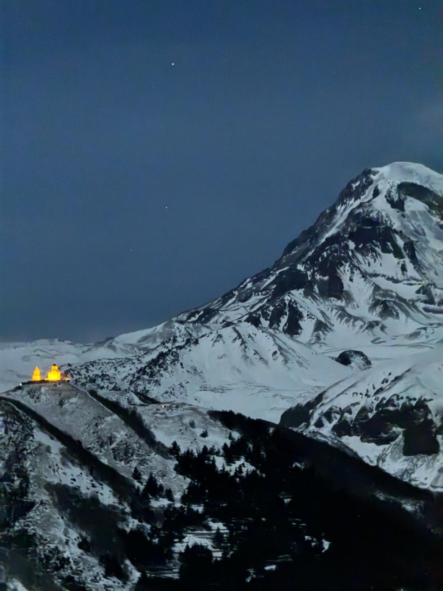 Hotel Elia Kazbegi Luaran gambar